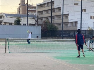 テニス３