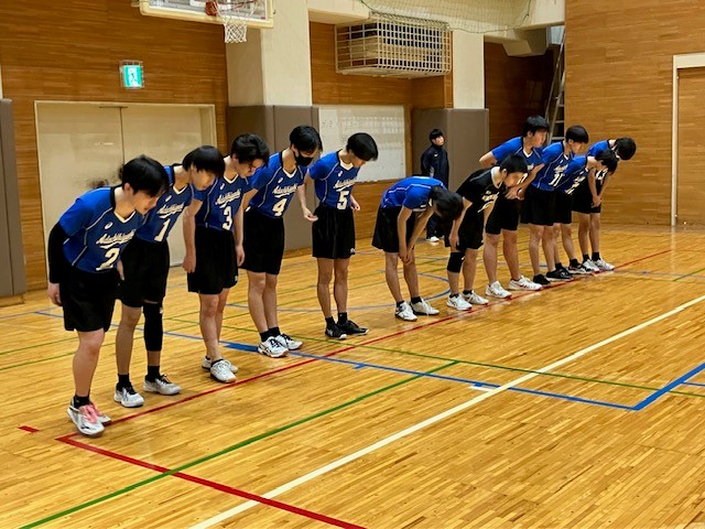 男子バレ１