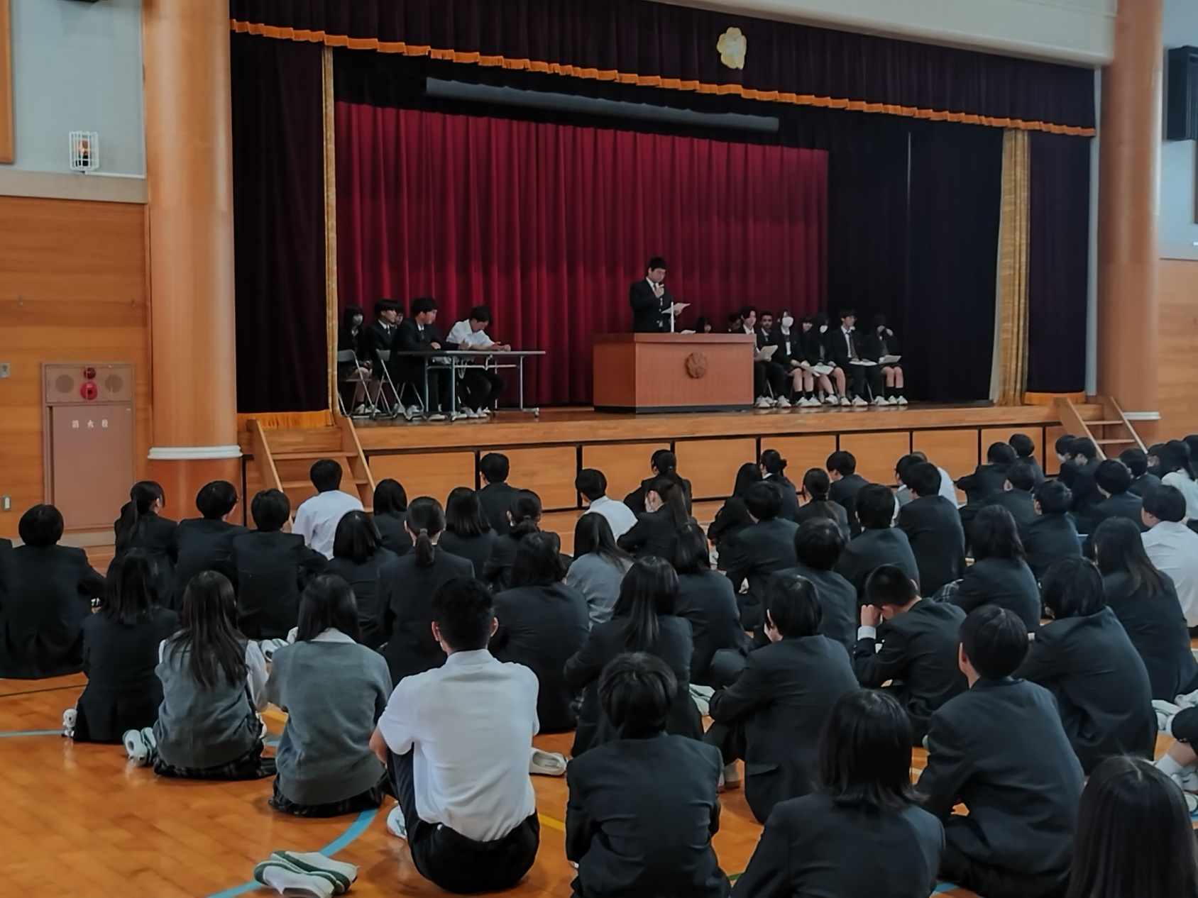 R7生徒総会5月.JPG