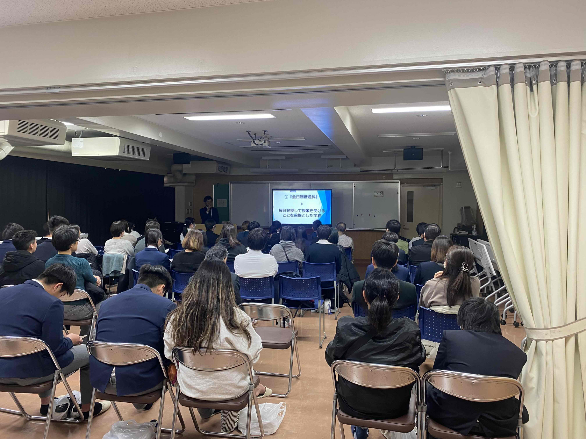 1211_学校説明会.JPG