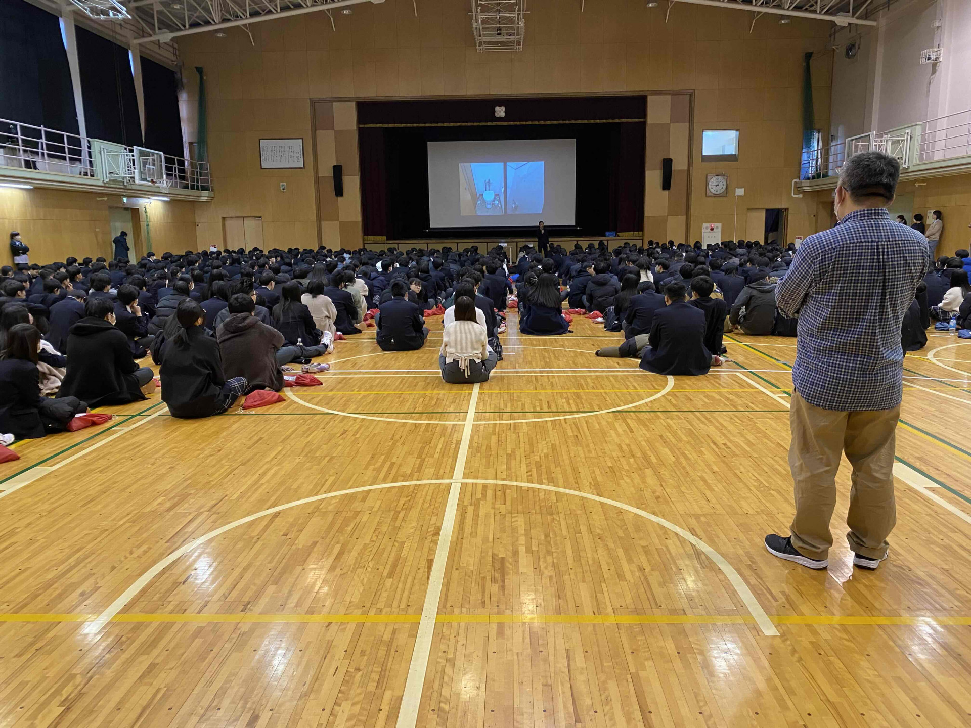 1225_2年生集会.JPG