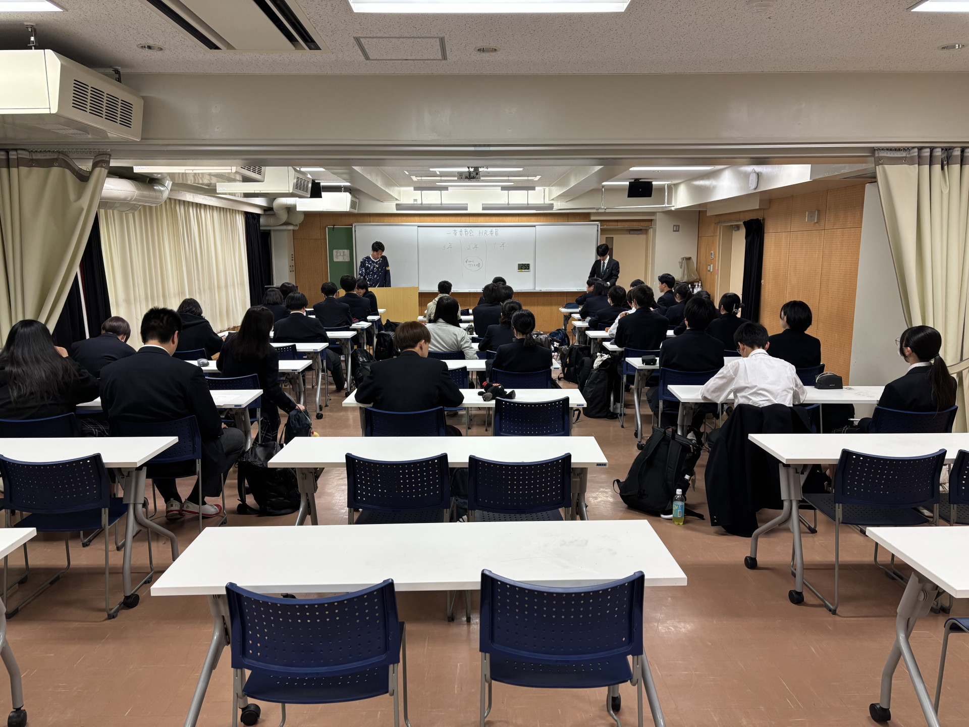 R7_0423（一斉委員会①）