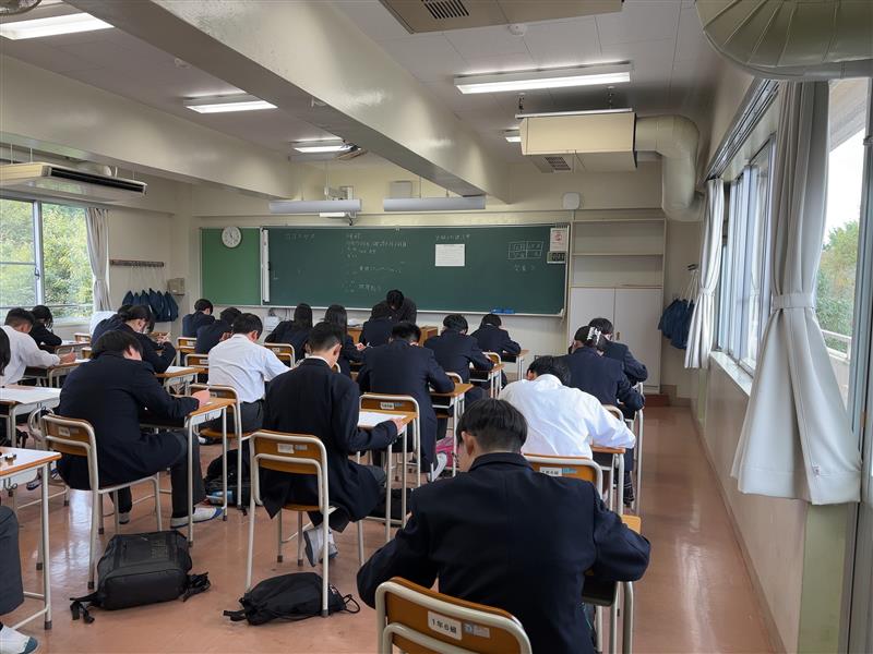 R7_1016（２学期中間テスト３日目）