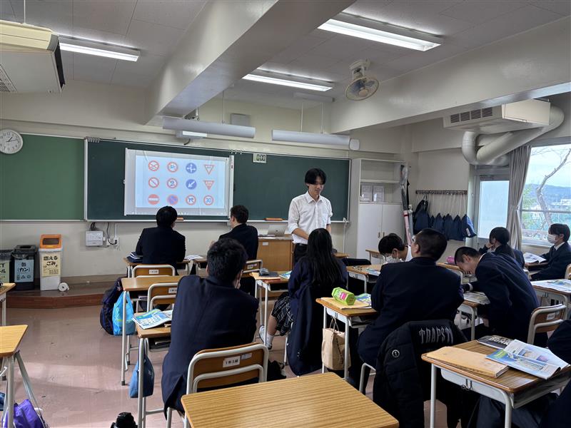 R7_1020（１学年英語コミュニケーションⅠ①）