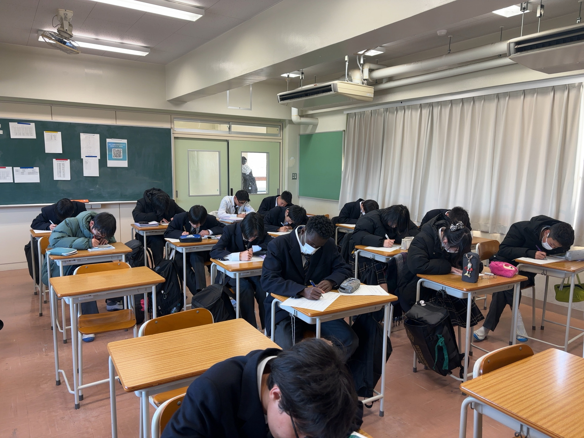 R7_1210（１年生地理総合補習①）