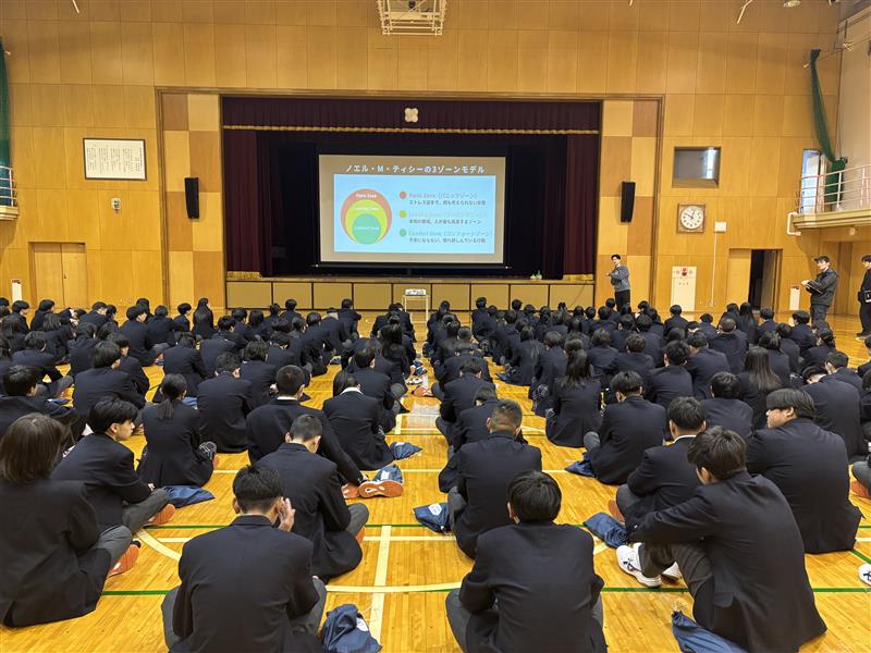 R8_0408（２学年学年集会①）