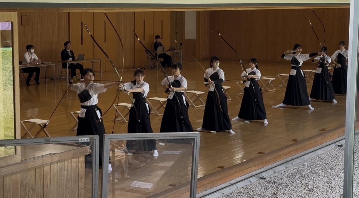 R8_0412（弓道部・個人戦女子）