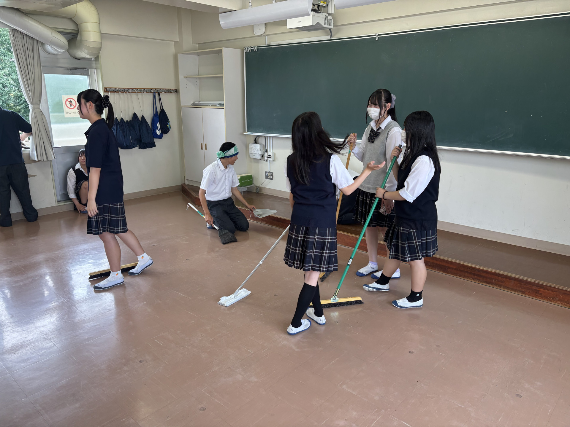 R8_0716（１学期末美化①）