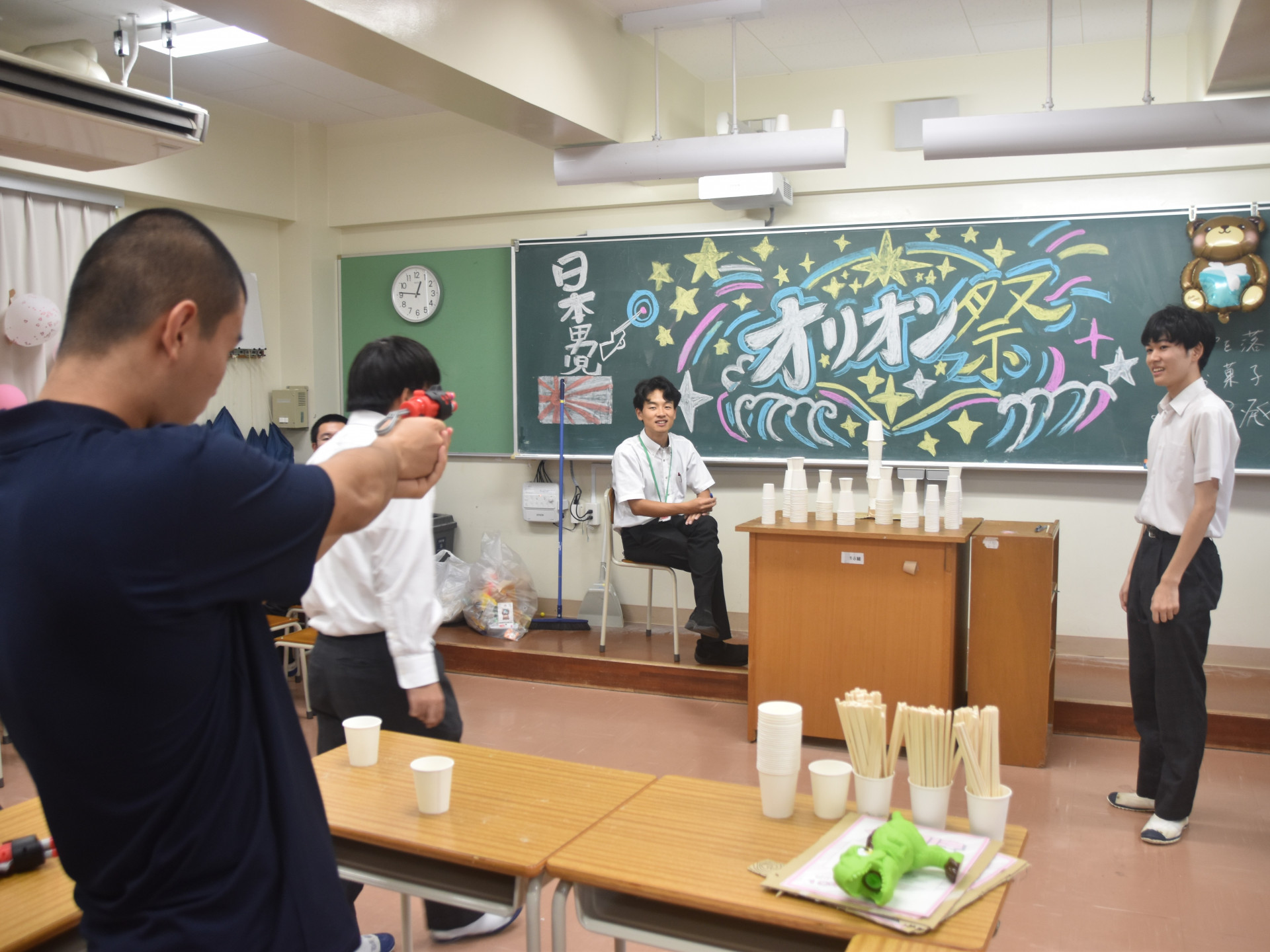 R8_0911-12（オリオン祭_37_２年６組②）.JPG