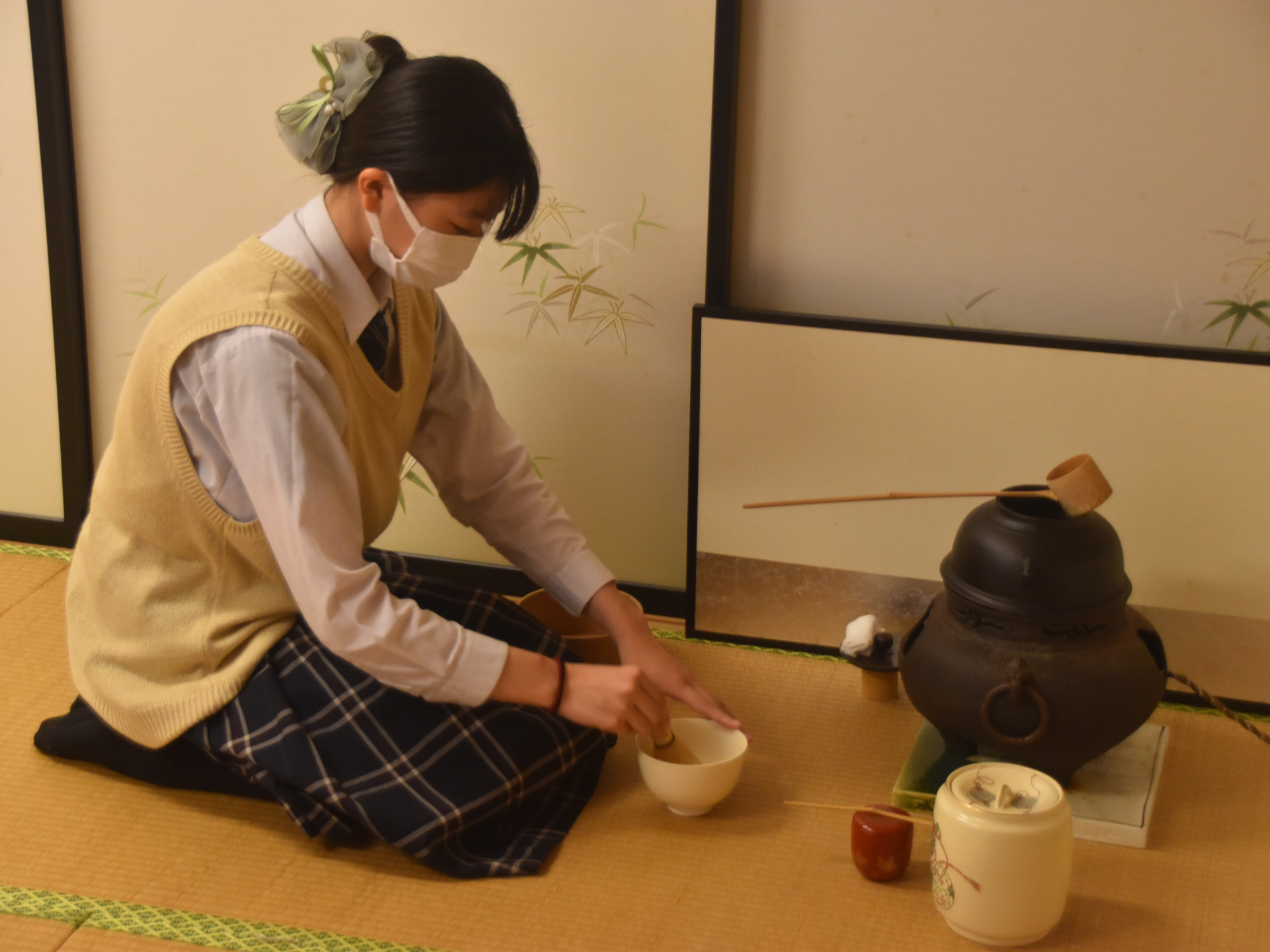 R8_0911-12（オリオン祭_68_茶華道部②）.JPG