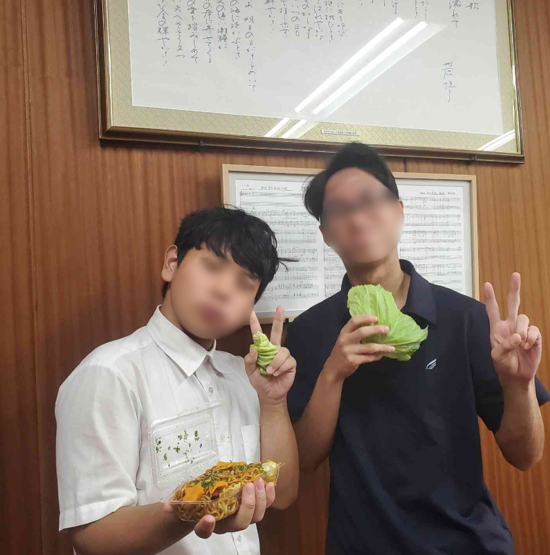 試食会