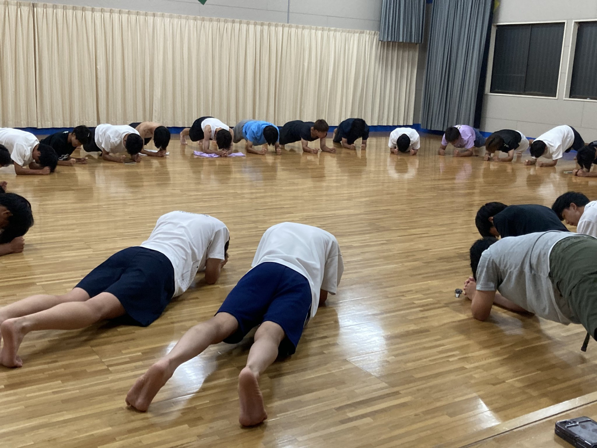 サッカー5