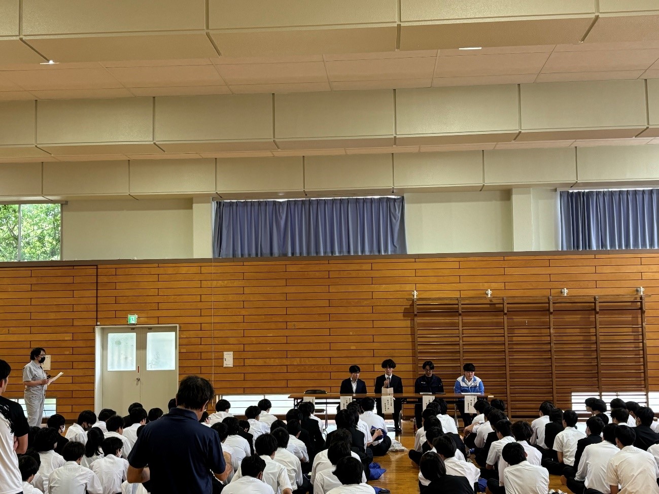 先輩講演会