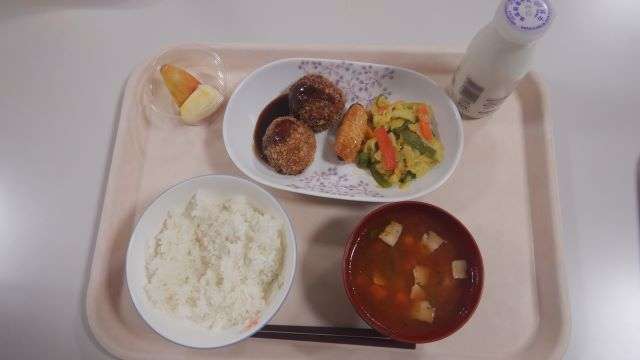 給食.JPG