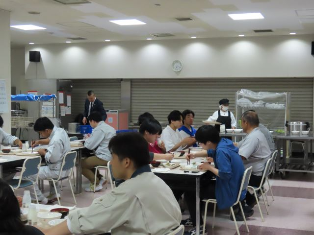 給食.JPG