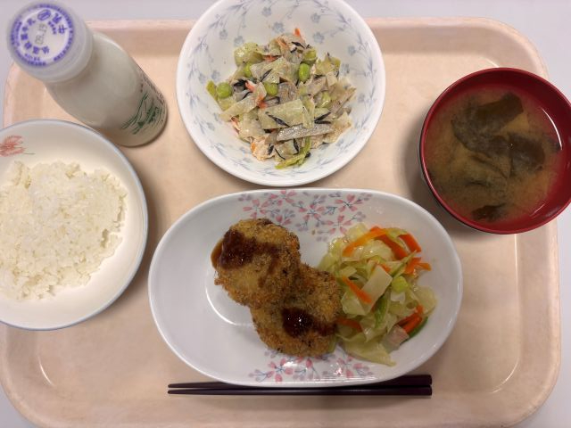 給食３