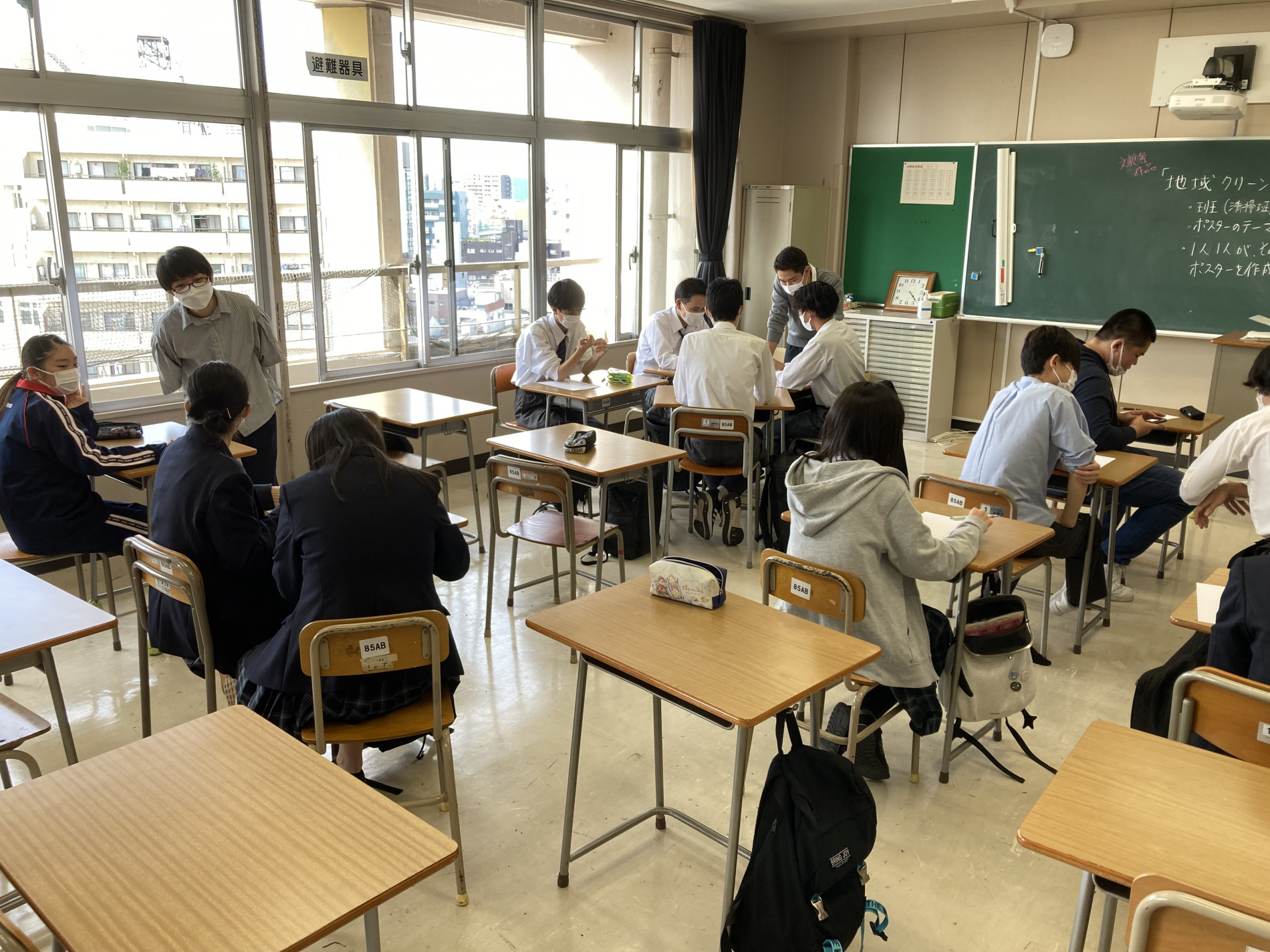0A9D276F-7B70-4D0E-BFCD-815A30855CF9