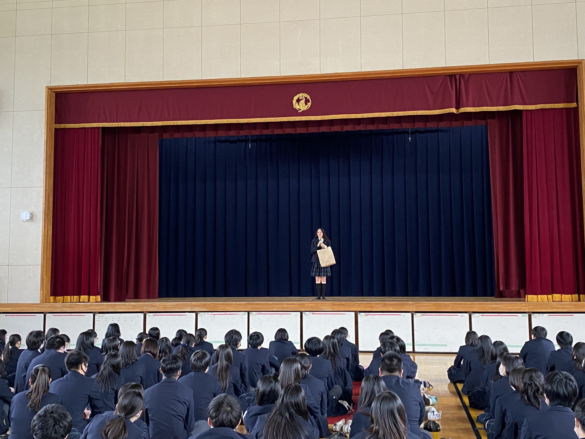 ２年伊藤アンナお別れ会２