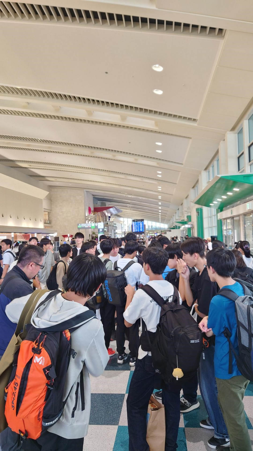 那覇空港集合