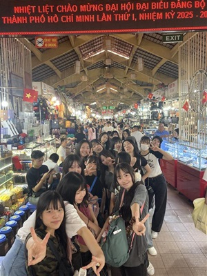 修旅_ベンタイン市場_20251028_01