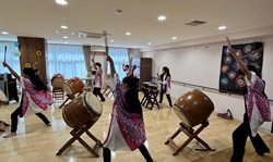 和太鼓部_外部演奏「サンライズヴィラ小竹向原」_20250822_02