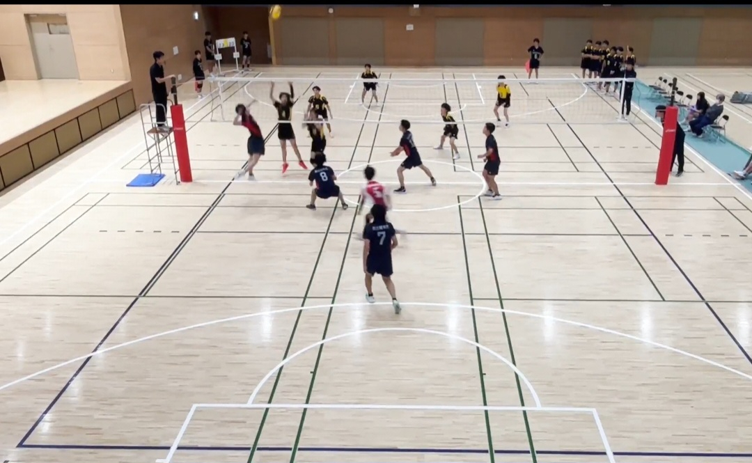 Screenshot_20251103_222953_Teams