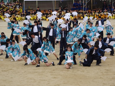 青団応援合戦.JPG