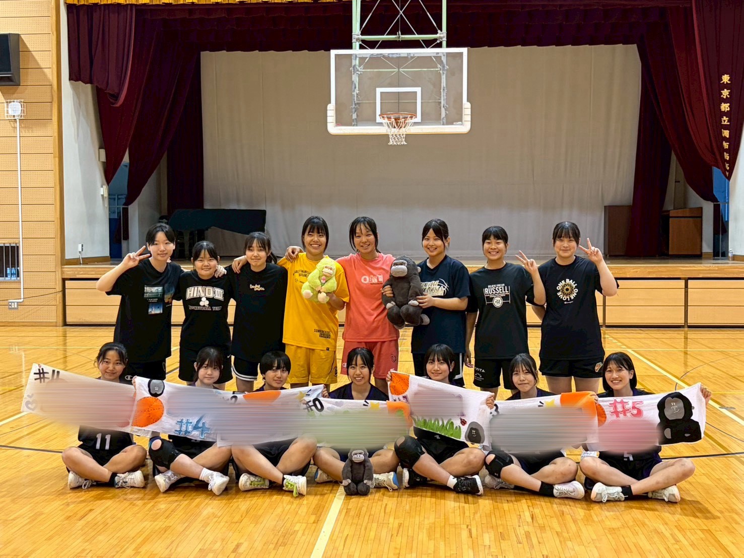 R8女バス引退式