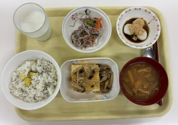 さつまいもご飯