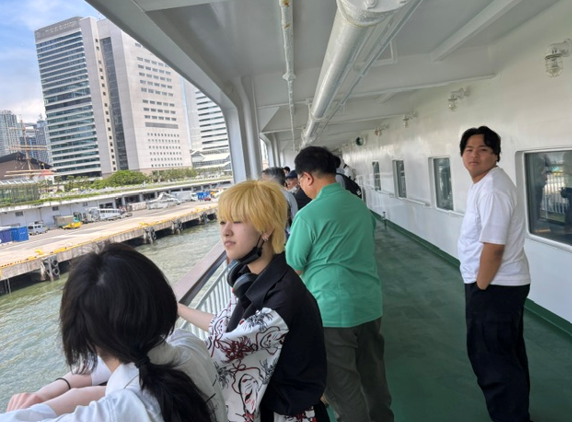フェリー見送り