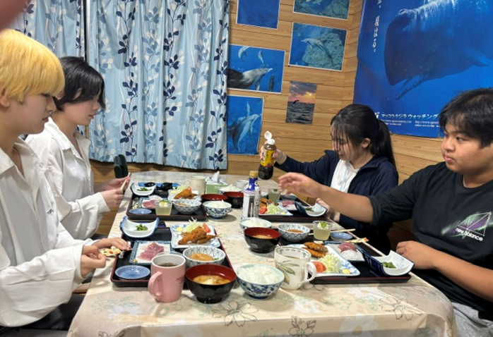 ４人夕食