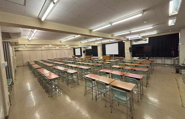 商事実習室（視聴覚機材）（南・中 ひと学年利用可）