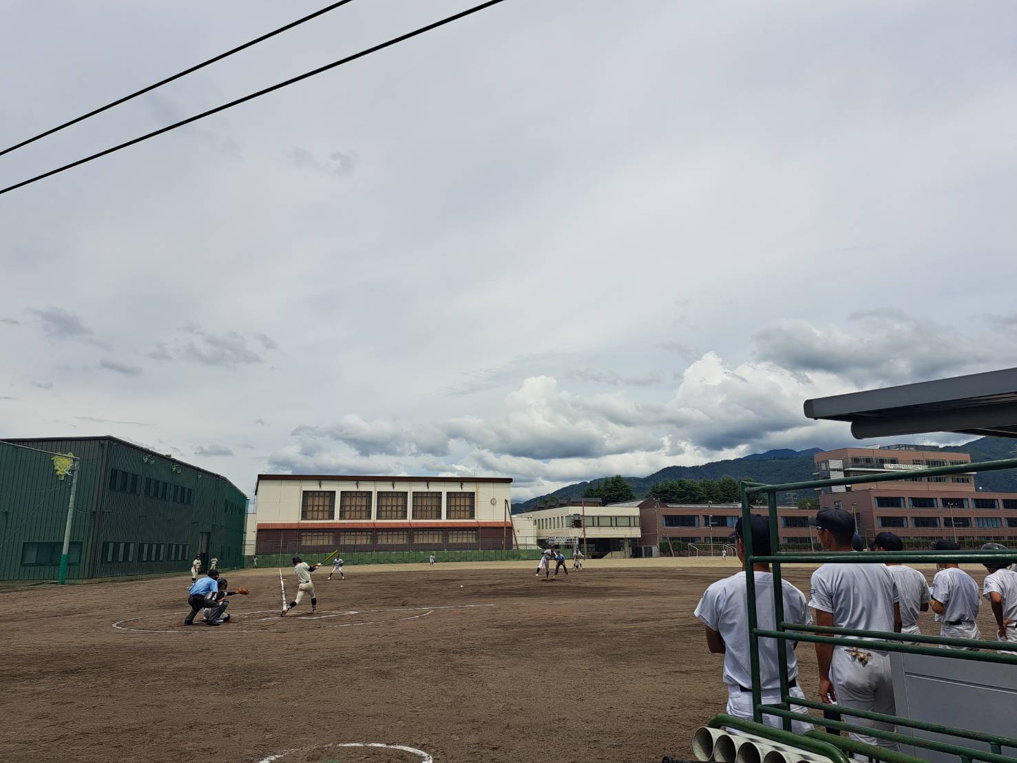 松商学園