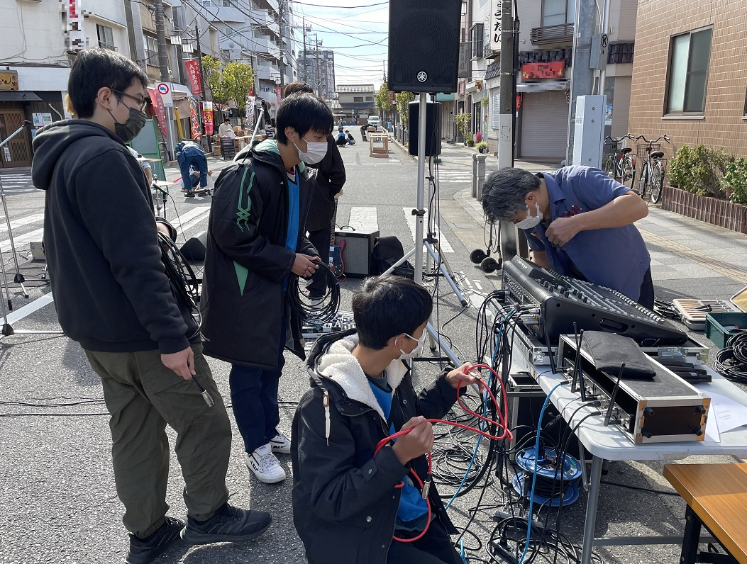 機材の設営