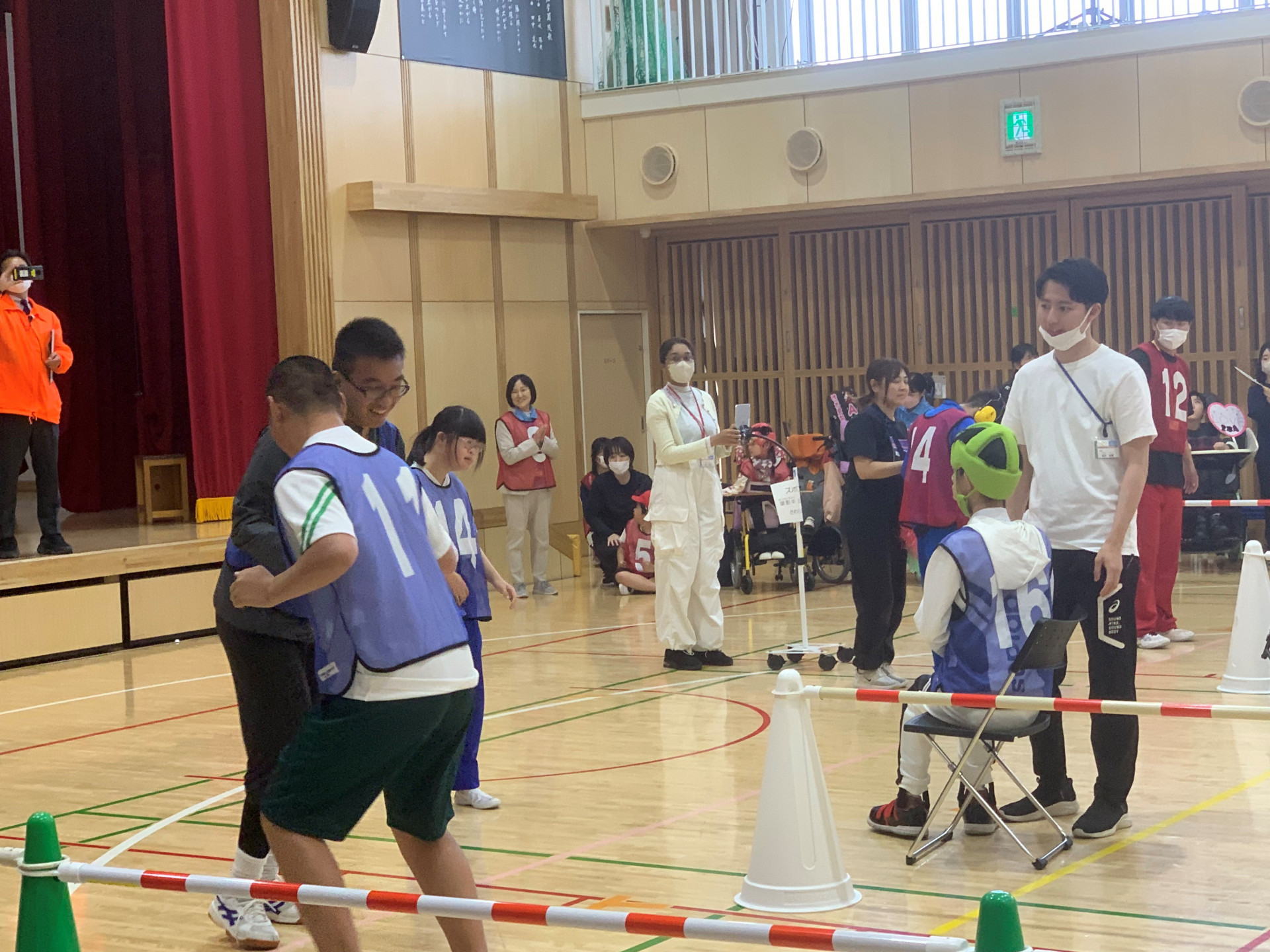 花畑学園スポーツフェスティバル２ユニバーサルリレー