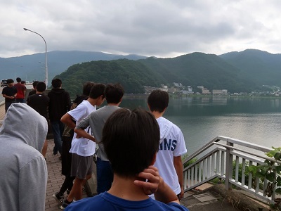 河口湖への散歩