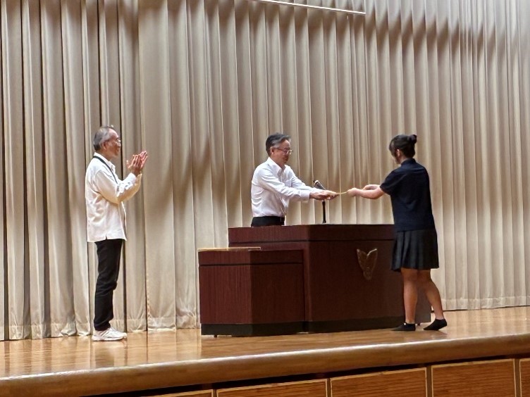1学期終業式4L