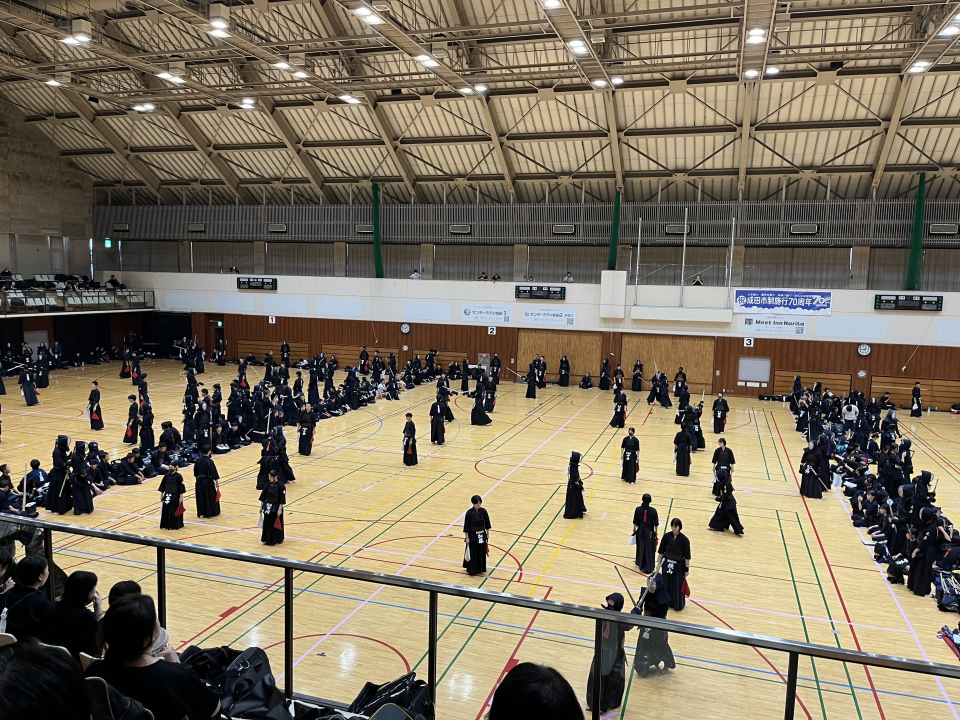 成田