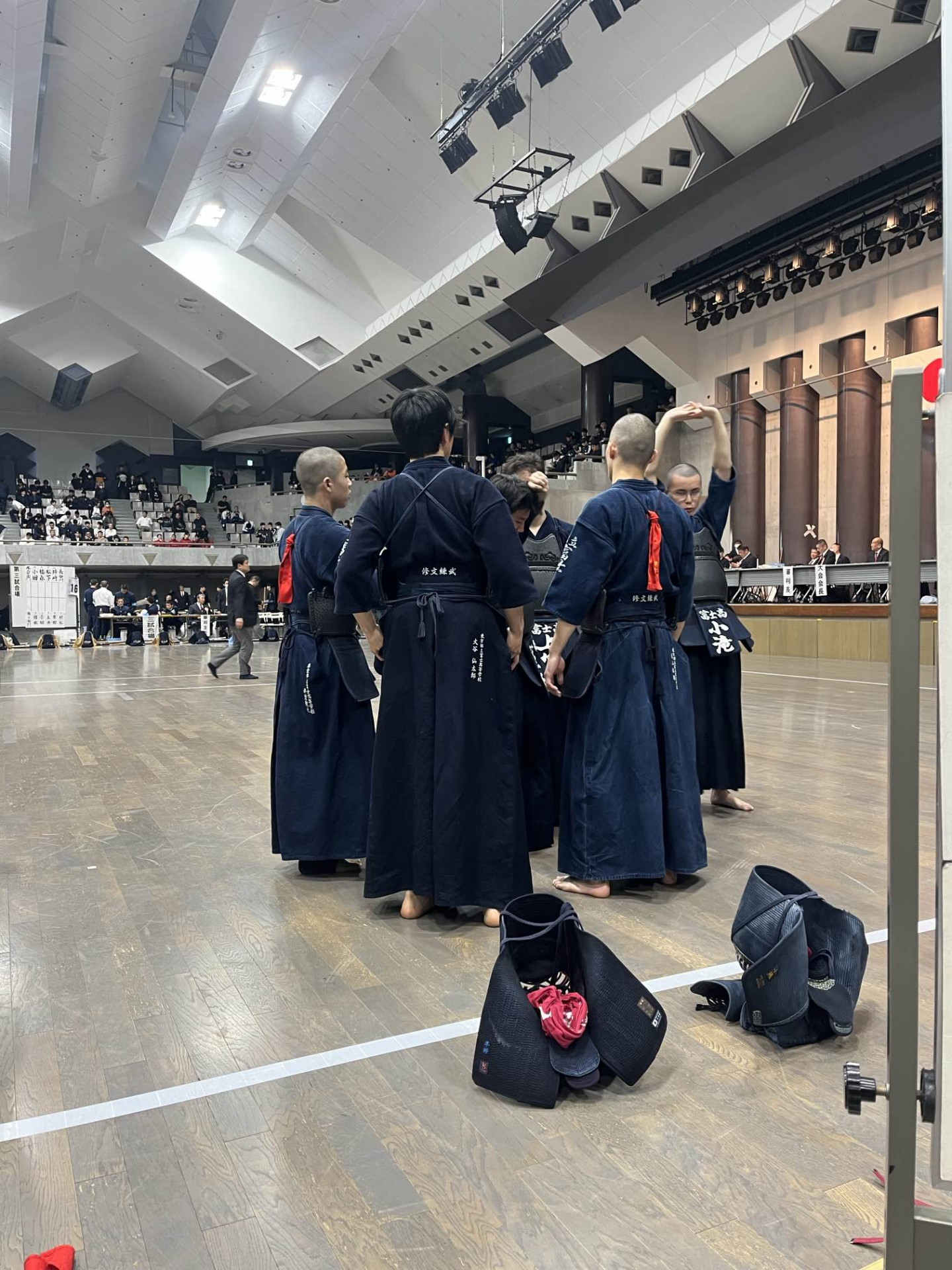 準決勝前