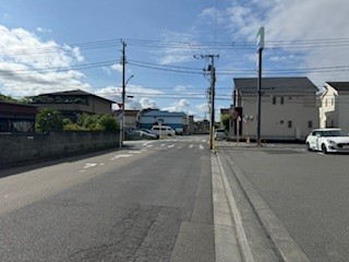 240530線路沿い２