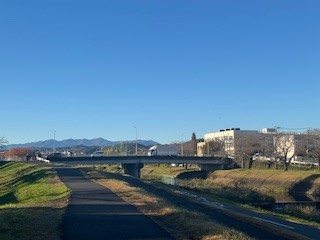 241128校舎