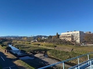 241130校舎