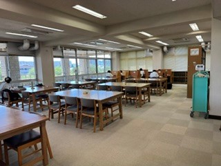 260723図書室