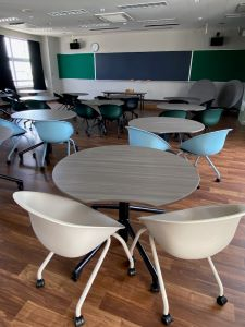 0630視聴覚室リニューアル中