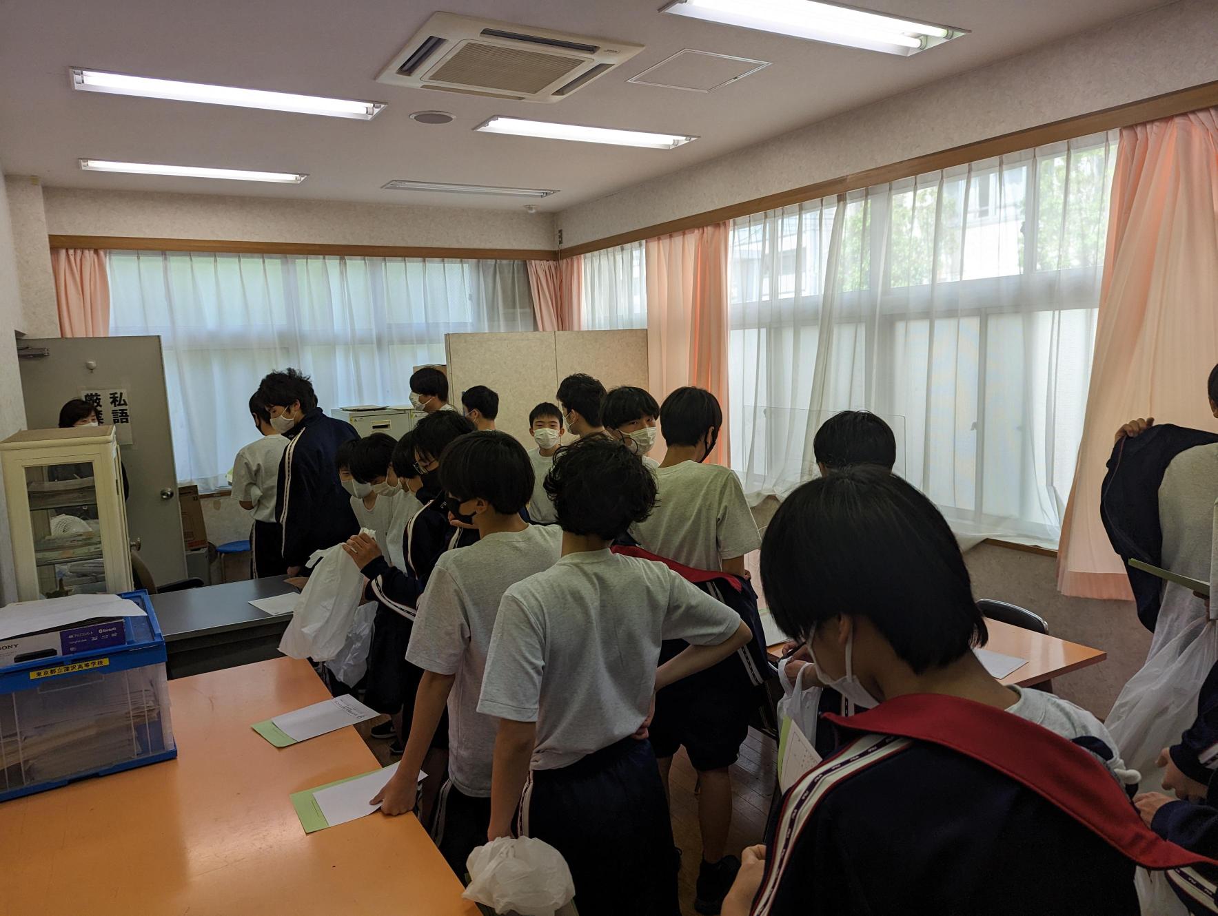 内科検診　中学校 