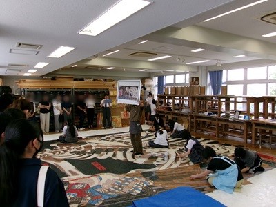 09.JPG