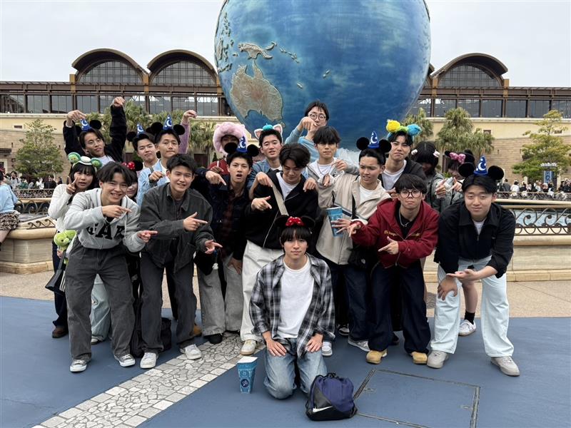 6a71fa05-46a6-4fd7-954a-664d895d1076