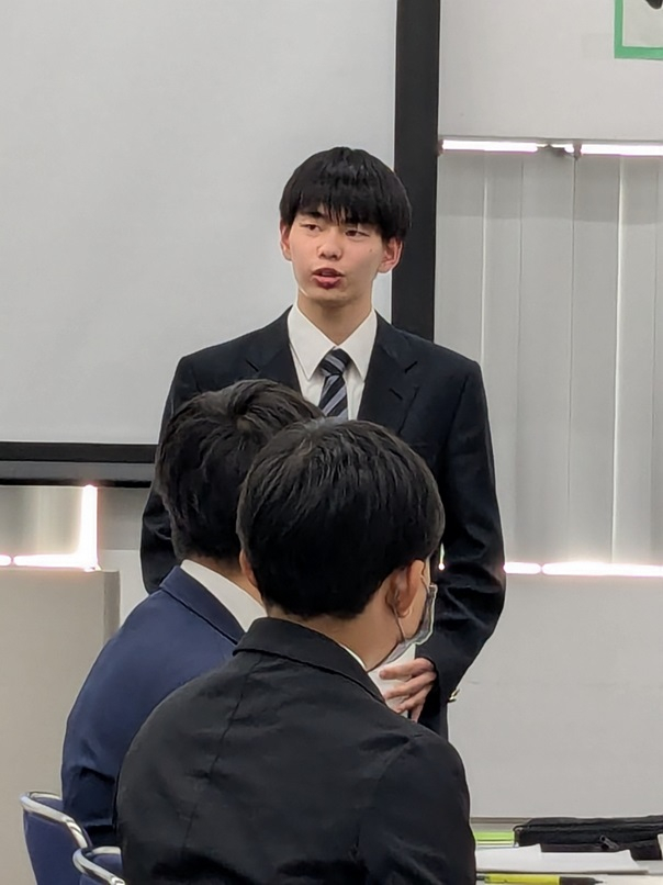 PXL_20251126_060837285