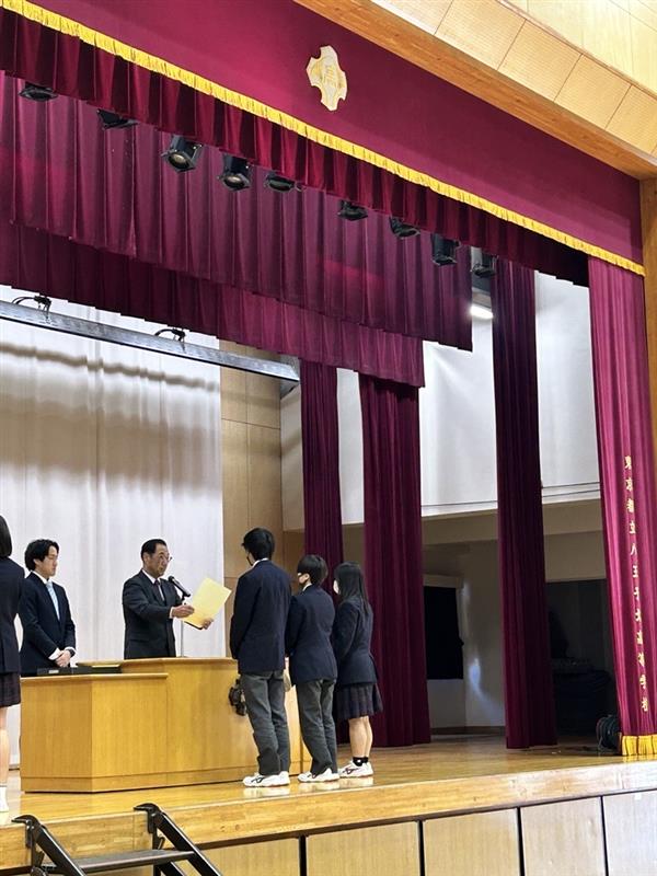 799c7c7b-60a3-422f-a856-eb80985bd6a3