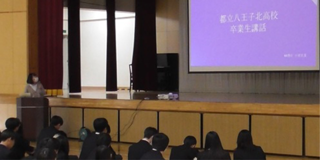 卒業生講話の写真